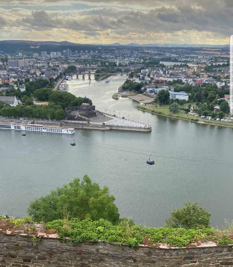 Fewo Mit Terasse Neuwied & Koblenz Exterior foto